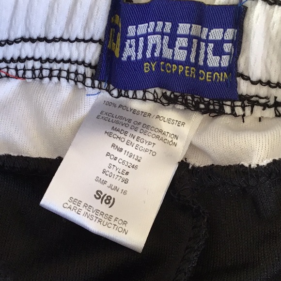 NWT Boys size 8 elastic waist shorts - Picture 3 of 4